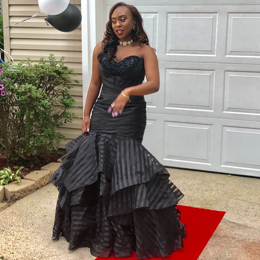 Black Mermaid Prom Dress
